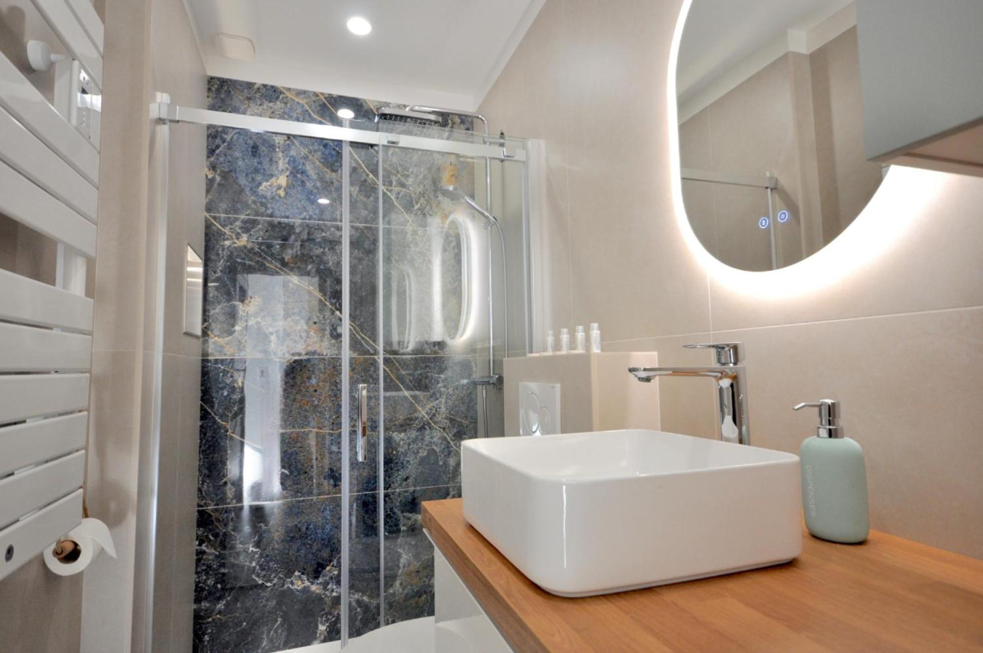 Menton # Monaco - F1 Gp - 4 Persons - Sea View - New - Parking - Clim - Premium - Beach And Sun Exterior foto